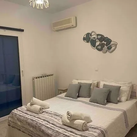 Traditional Mykonian Close To Paradise Beach * Mykonos Town